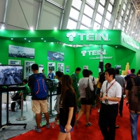 那一抹绿沁人心脾 TEIN在CAS改装展
