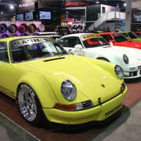 SEMA Show现场惊现五彩RWB保时捷