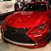 红色玫瑰 雷克萨斯RC350席卷SEMA