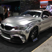 宝马M4化身银色流星亮相2014 SEMA